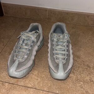 Nike Air Max 95s Size 7